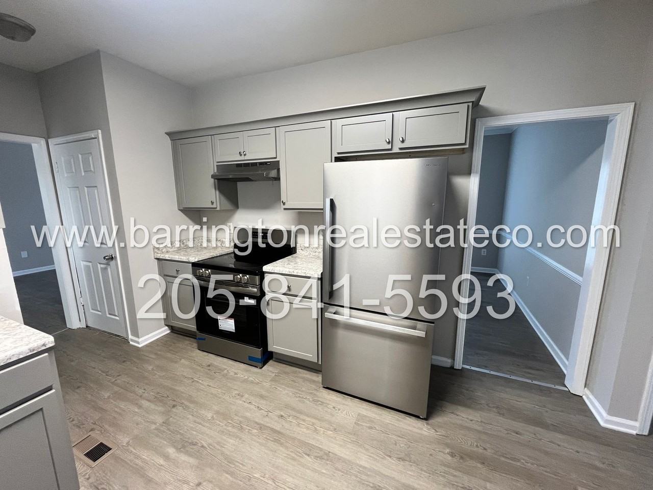 4451 Englewood Rd - Photo 3 of 12