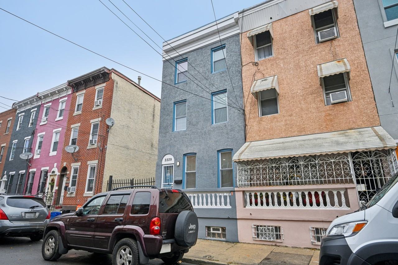 2229 N Hancock St #1 - Photo 4 of 42