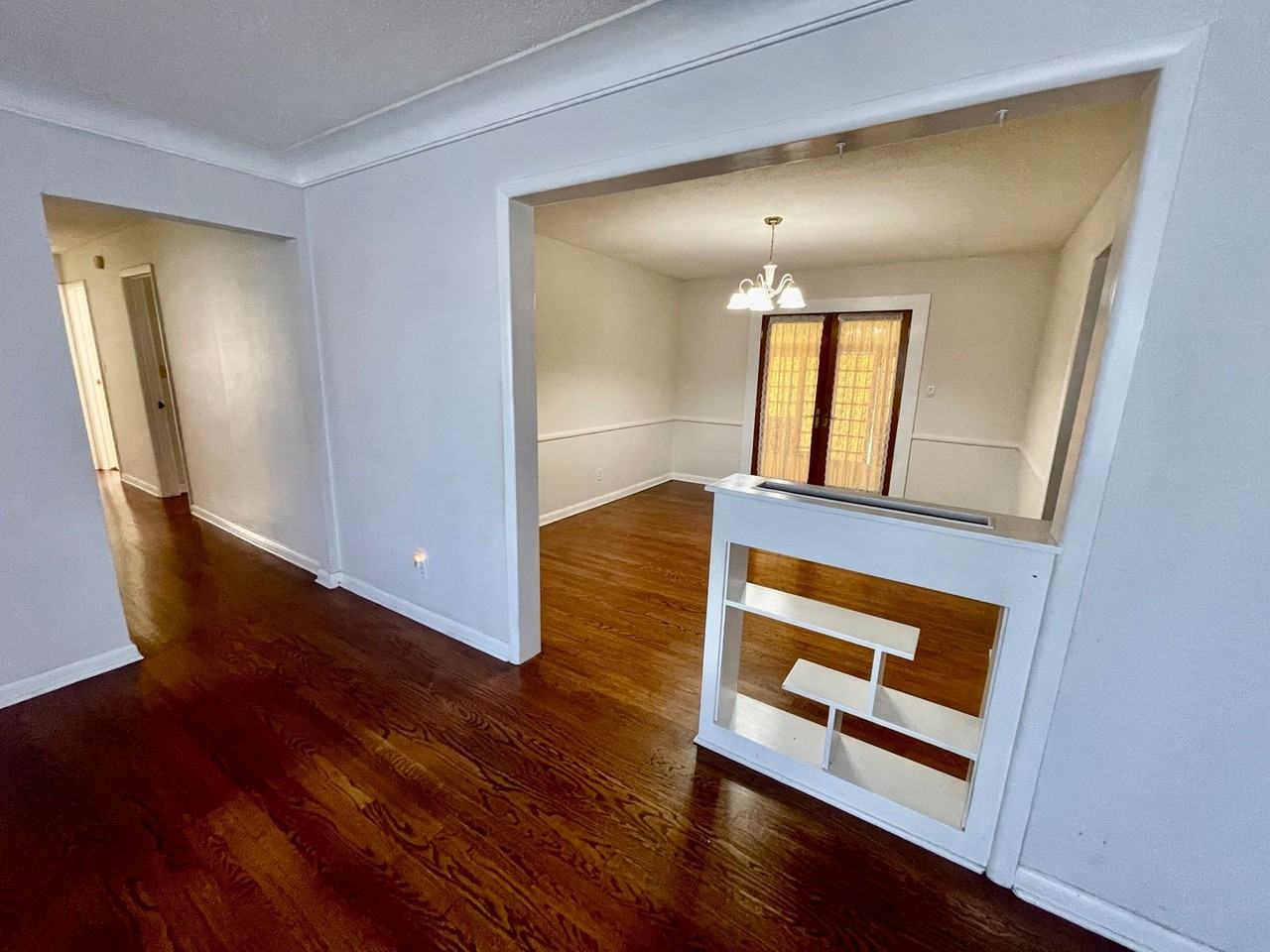 1805 S Valleyroad Ave - Photo 5 of 20