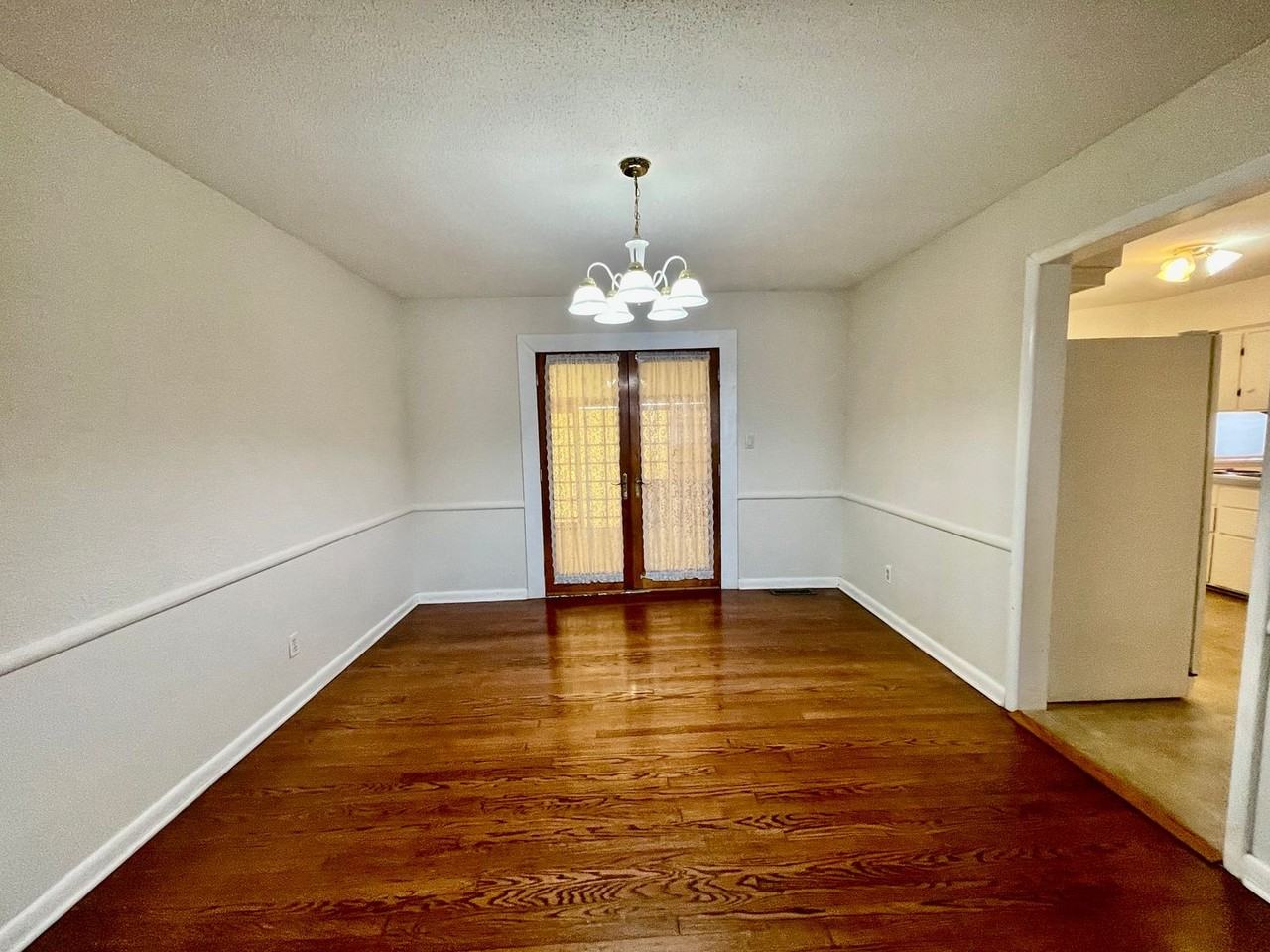 1805 S Valleyroad Ave - Photo 6 of 20