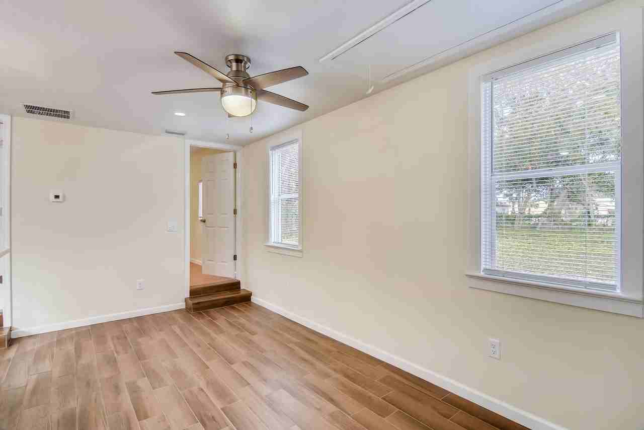 1116 Main St #101 - Photo 6 of 10