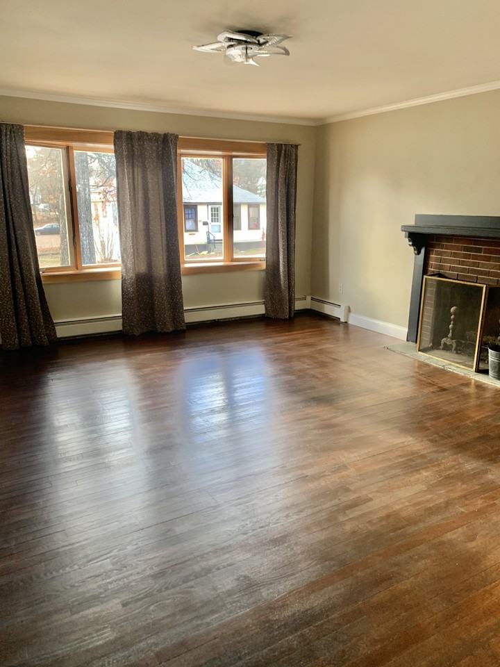 13 Eaton St #1 - Photo 4 of 14