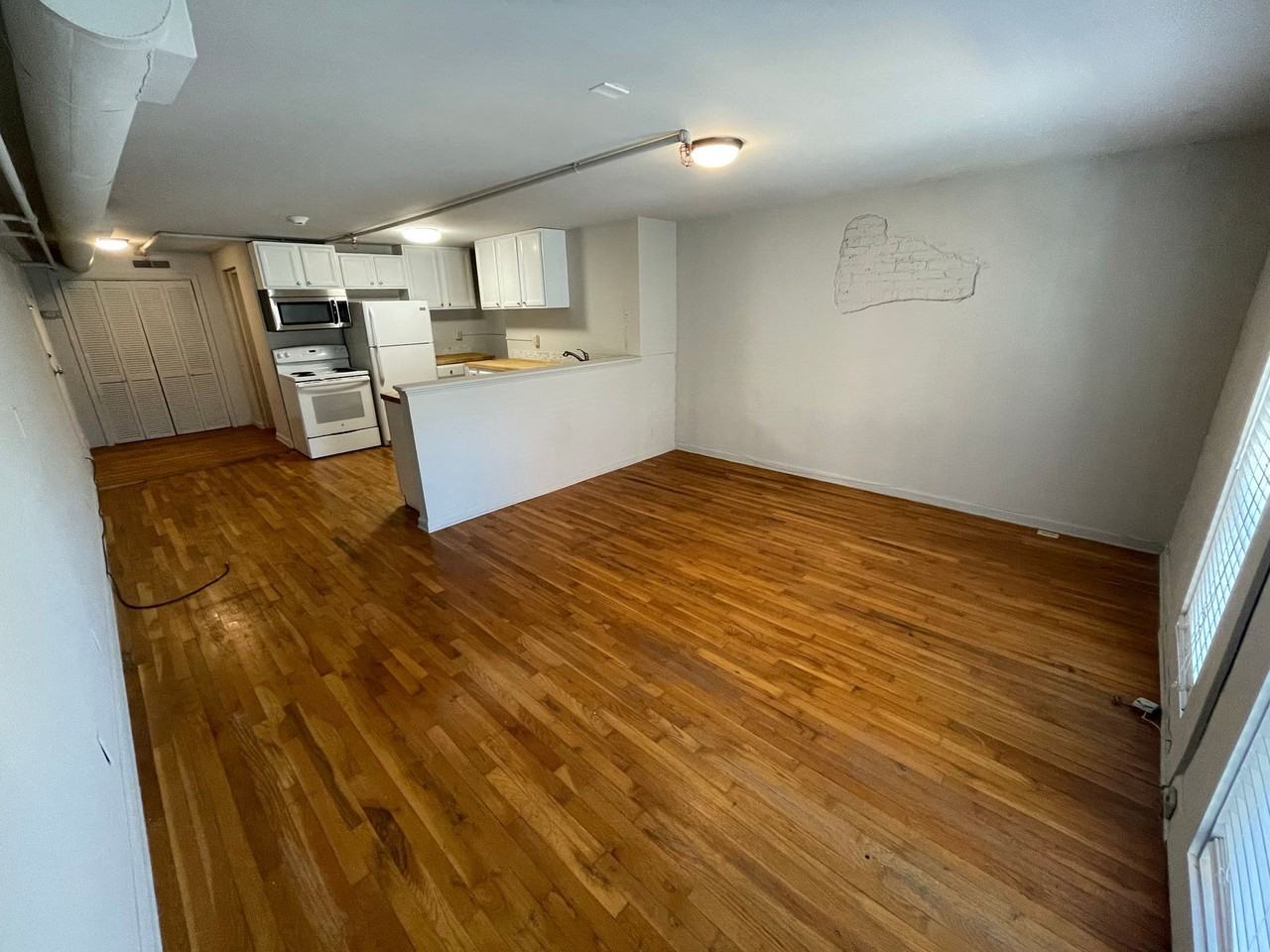 Welcome to 400 East Clayton Street! - Photo 7 of 48