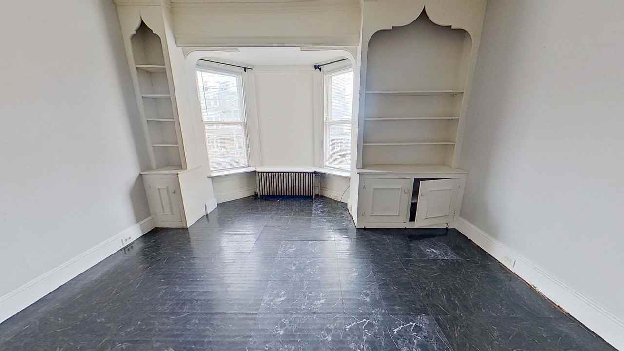 334 N Beaver St - Photo 6 of 9