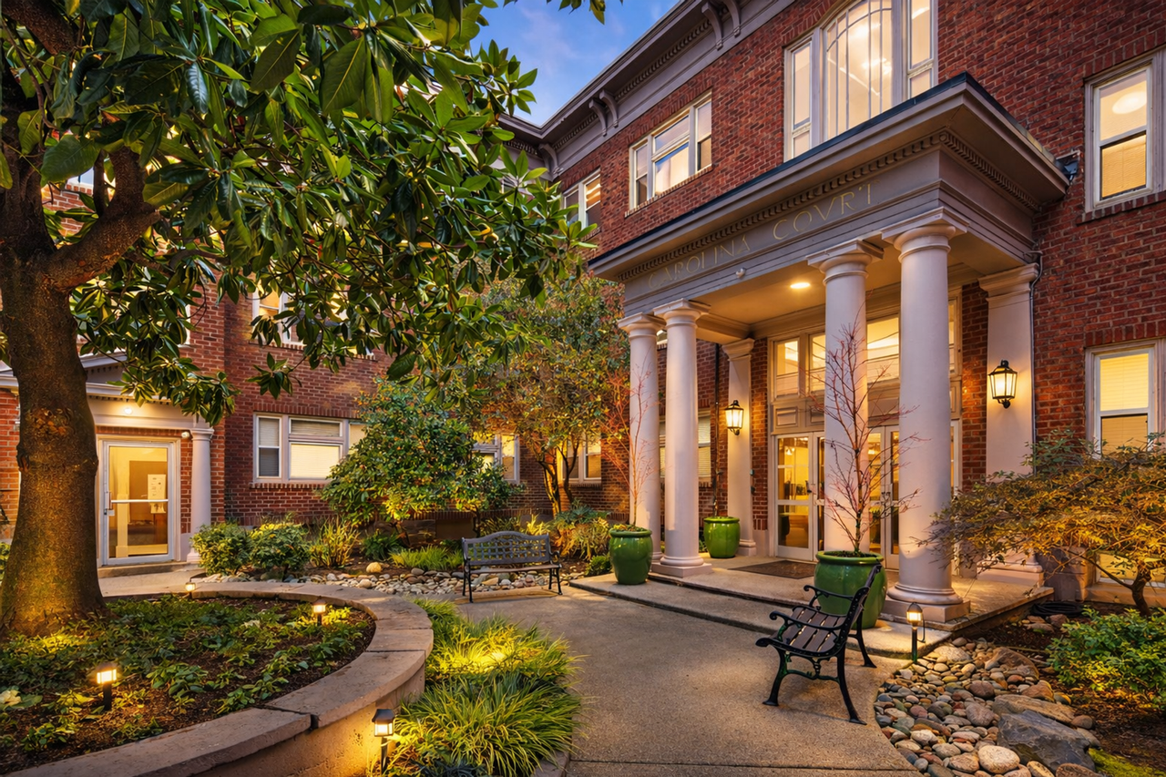 Carolina Court - Photo 3 of 34