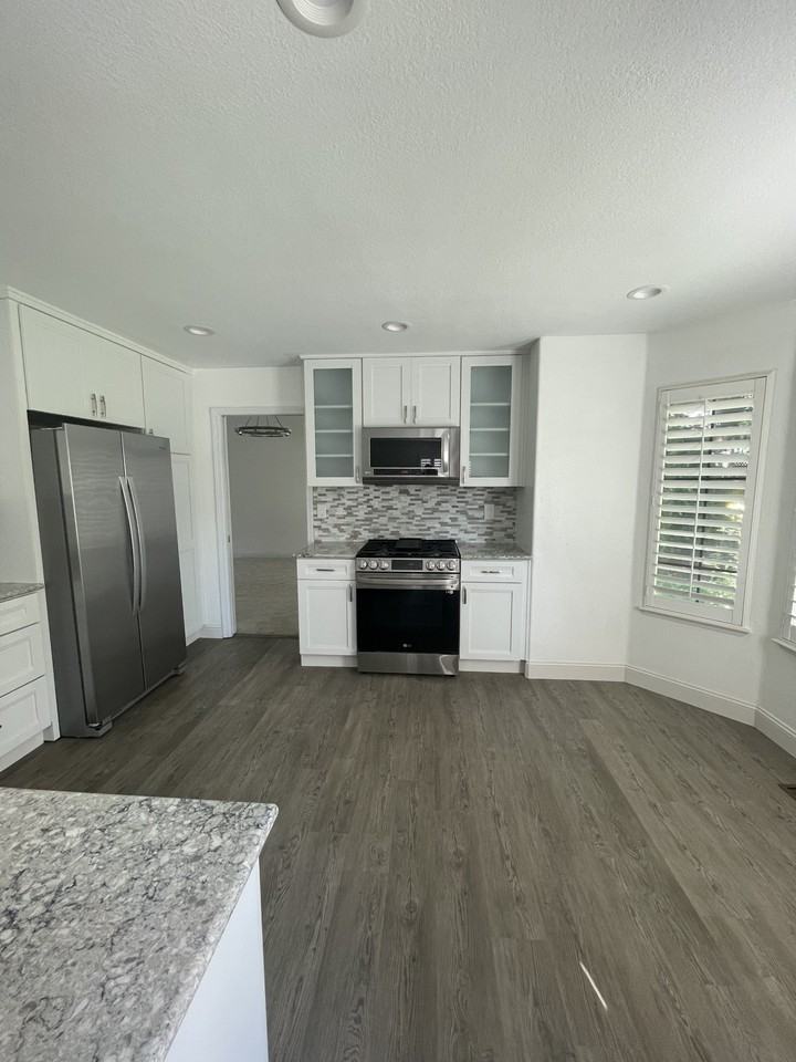 7216 Roxanne Ln #1 - Photo 6 of 18