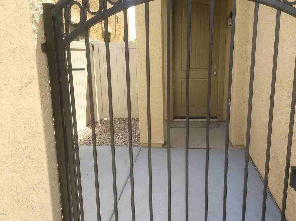 1367 1367 South Country Club DriveUnit 1018 #1018 - Photo 2 of 15