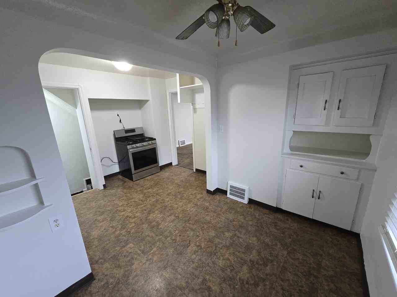 9406 Mccracken Blvd #1 - Photo 6 of 22