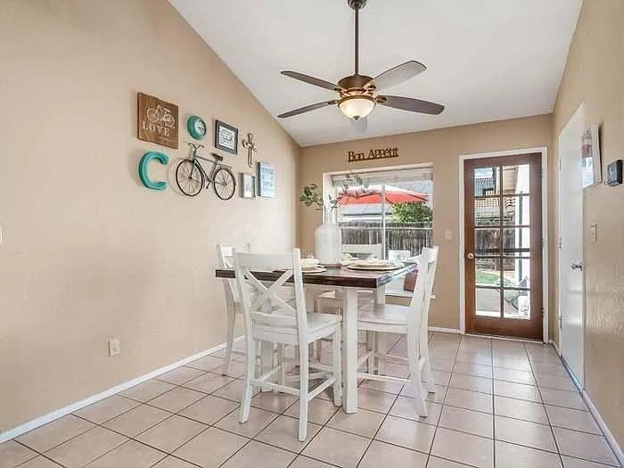 178 N Magnolia Ave #NA - Photo 5 of 24