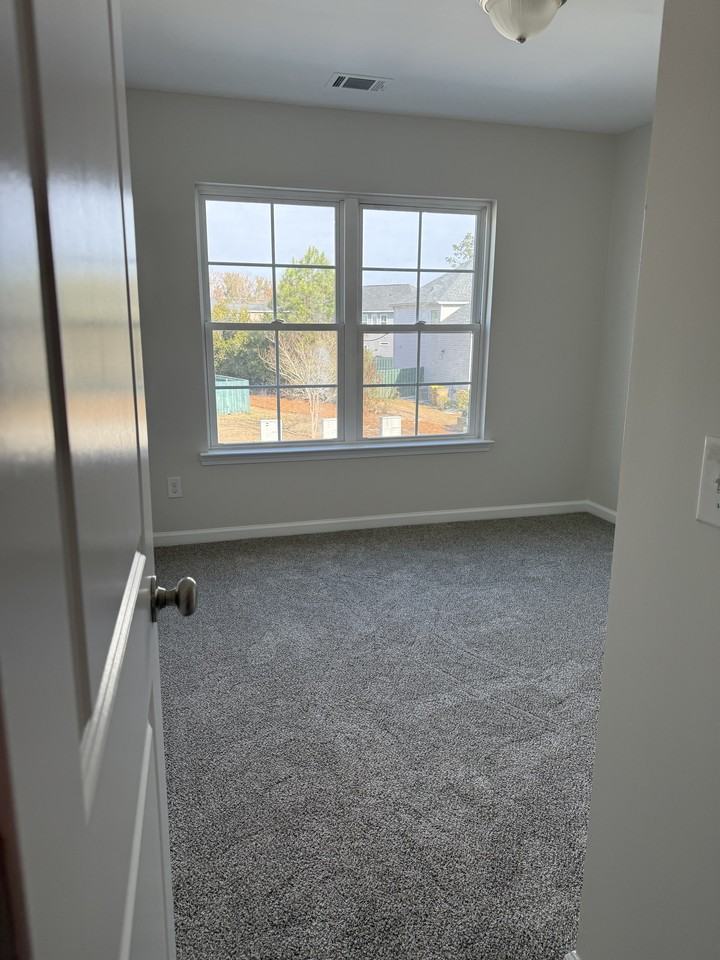 430 Cantle Dr #1 - Photo 2 of 3