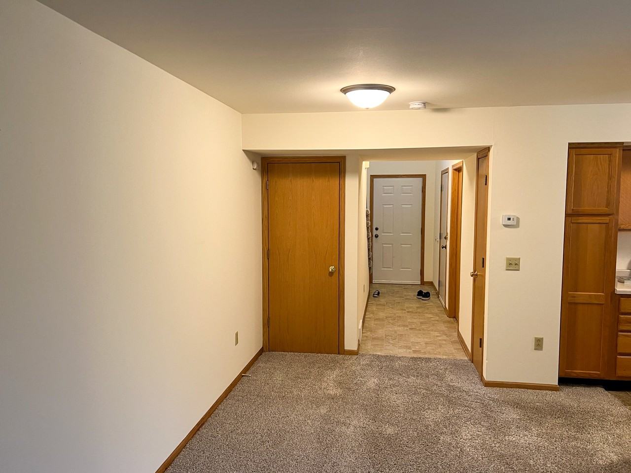 1090 Heritage Ct #1 - Photo 3 of 11