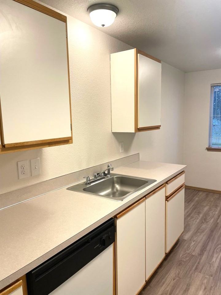 3345 Liberty Rd S #200 - Photo 5 of 16