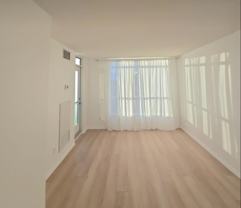 219 Fort York Boulevard - Photo 1 of 1