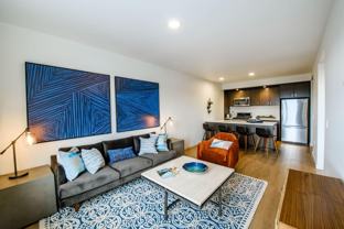 3309 N Mississippi Ave - Photo 1 of 1