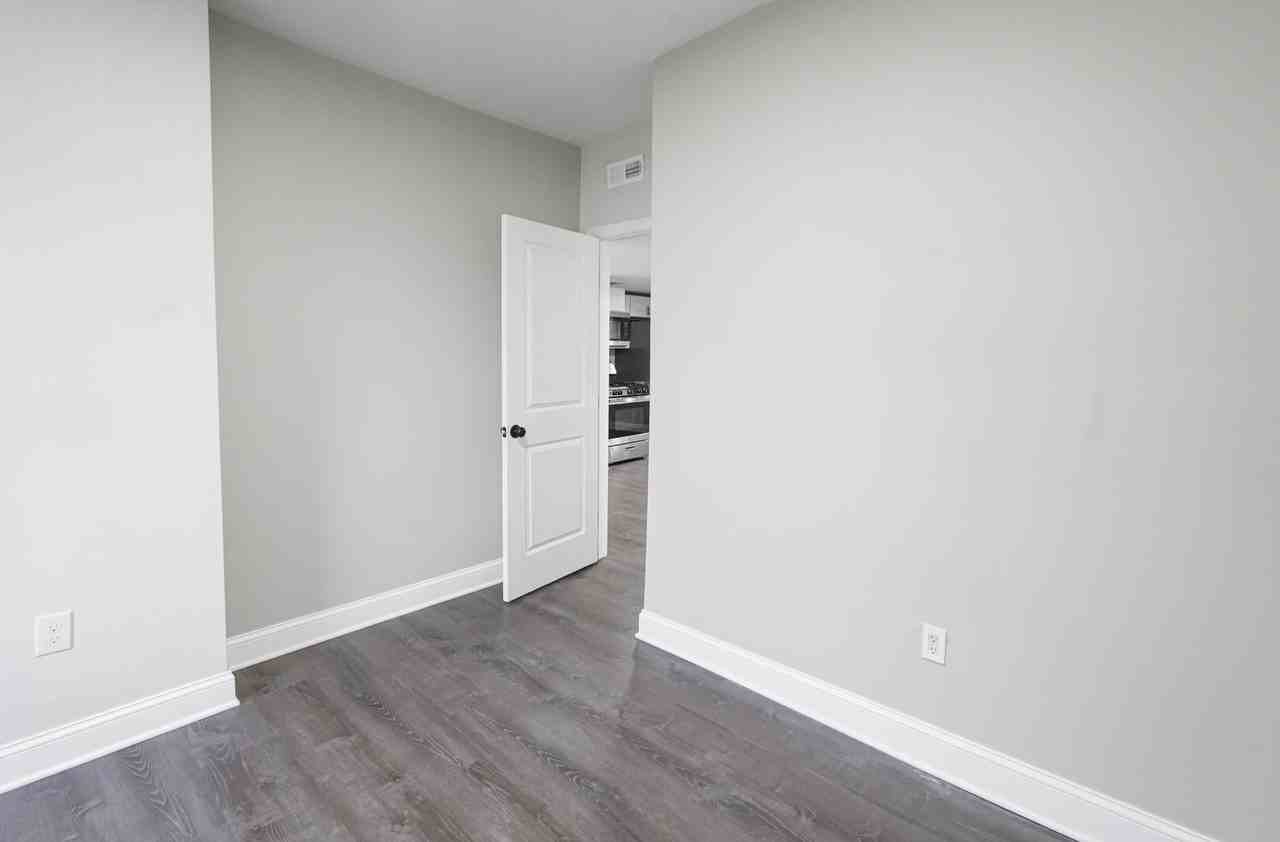 100 Eastern Ave - Photo 7 of 15