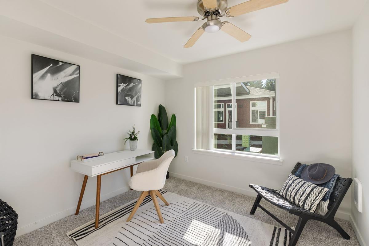 3311 6th Ave Sw - Photo 2 of 28