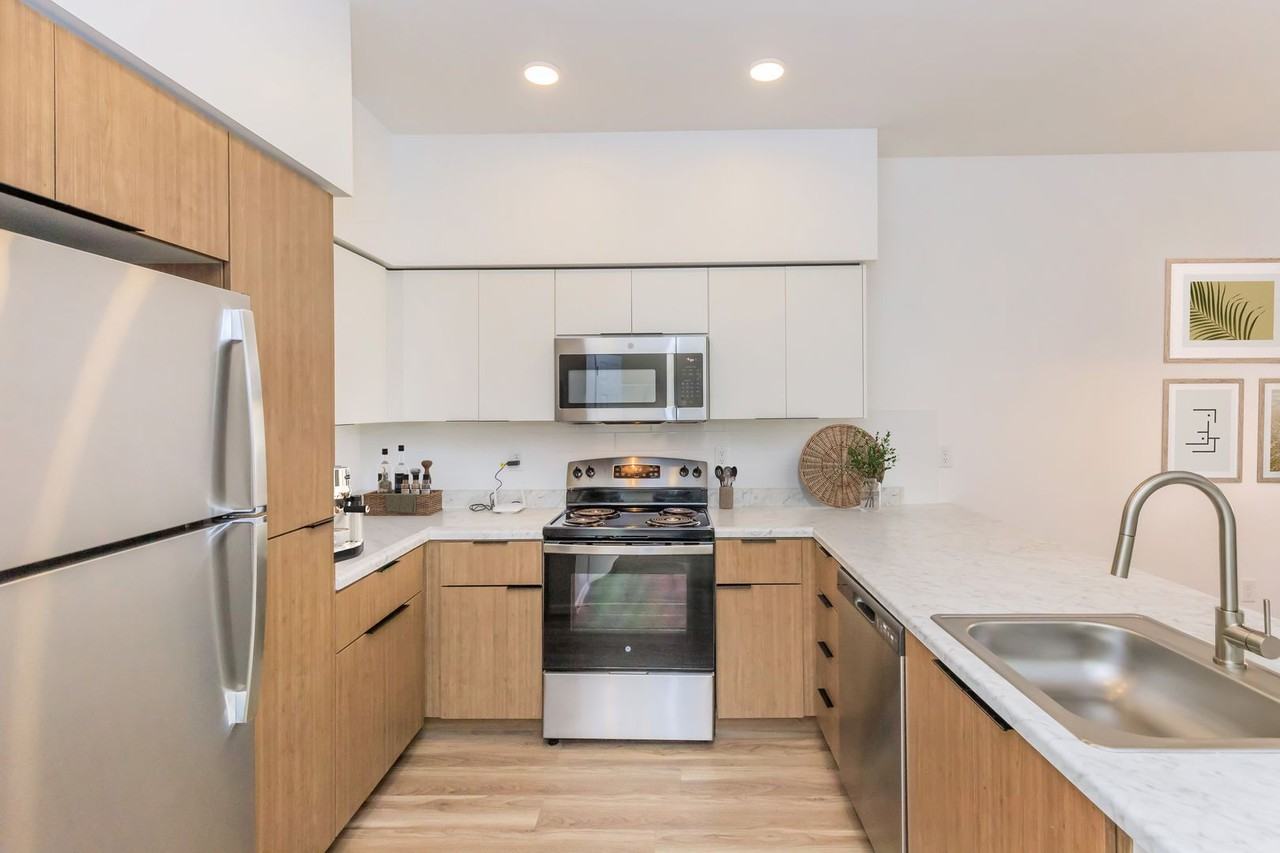 San Luciano Townhomes - Photo 3 of 29