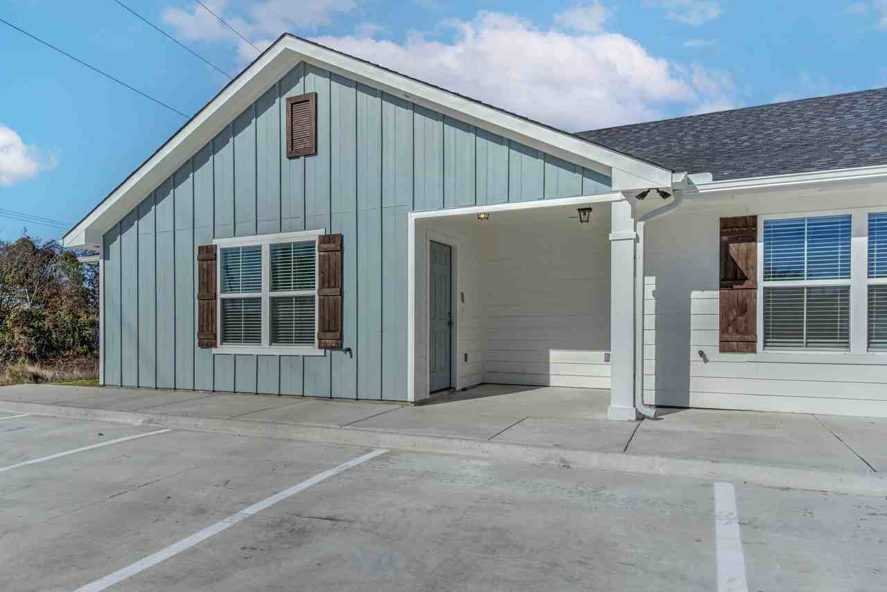 1250 Croft Ln - Photo 4 of 50