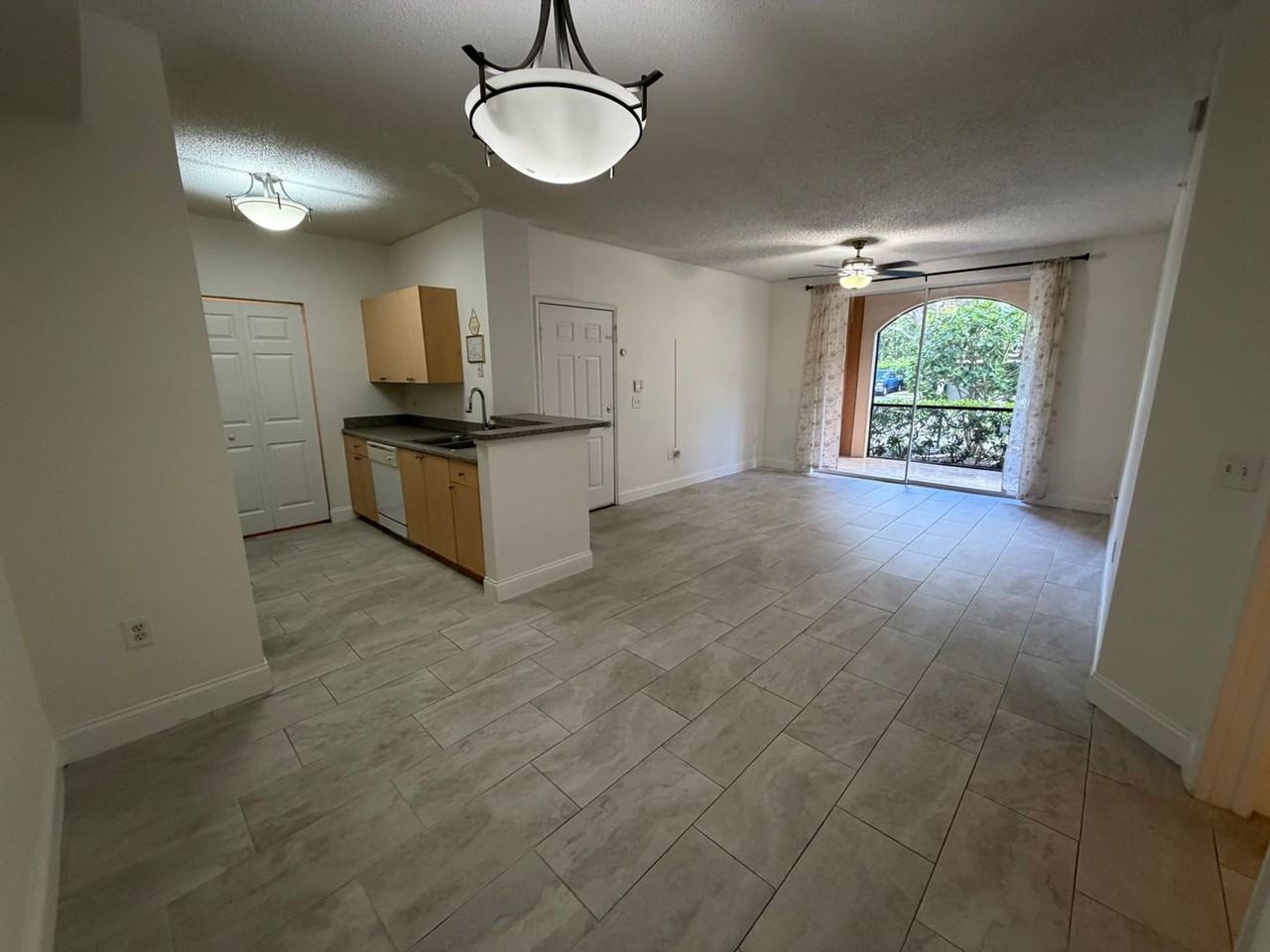 1210 Reserve Way - Photo 4 of 22