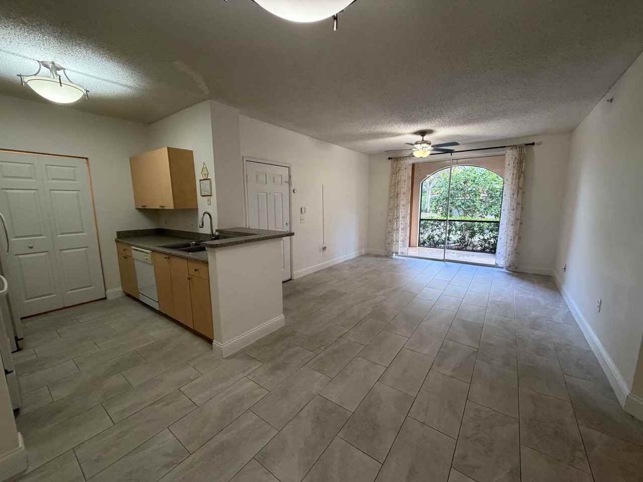 1210 Reserve Way - Photo 5 of 22