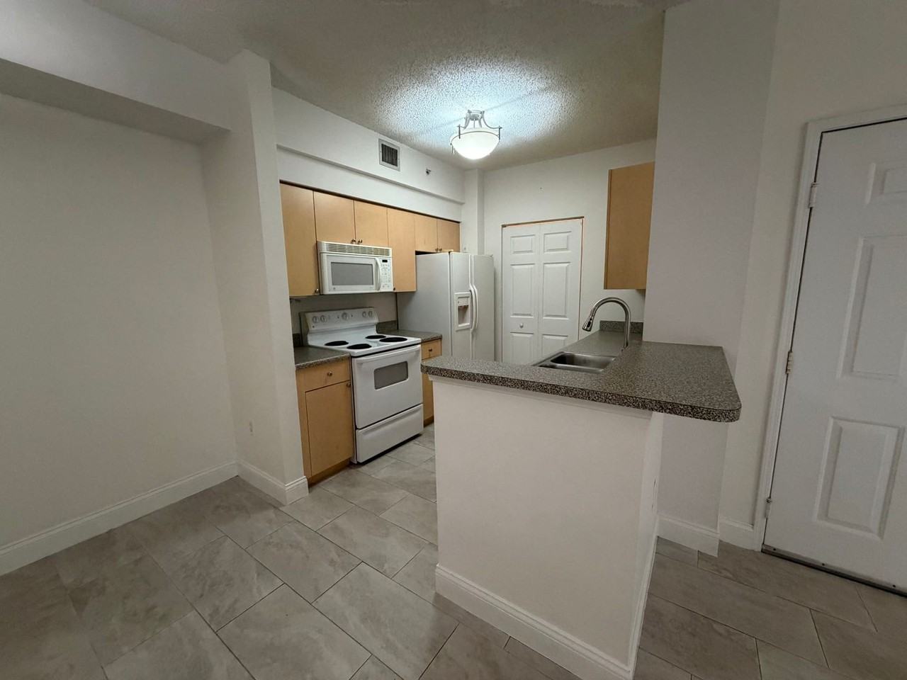 1210 Reserve Way - Photo 7 of 22