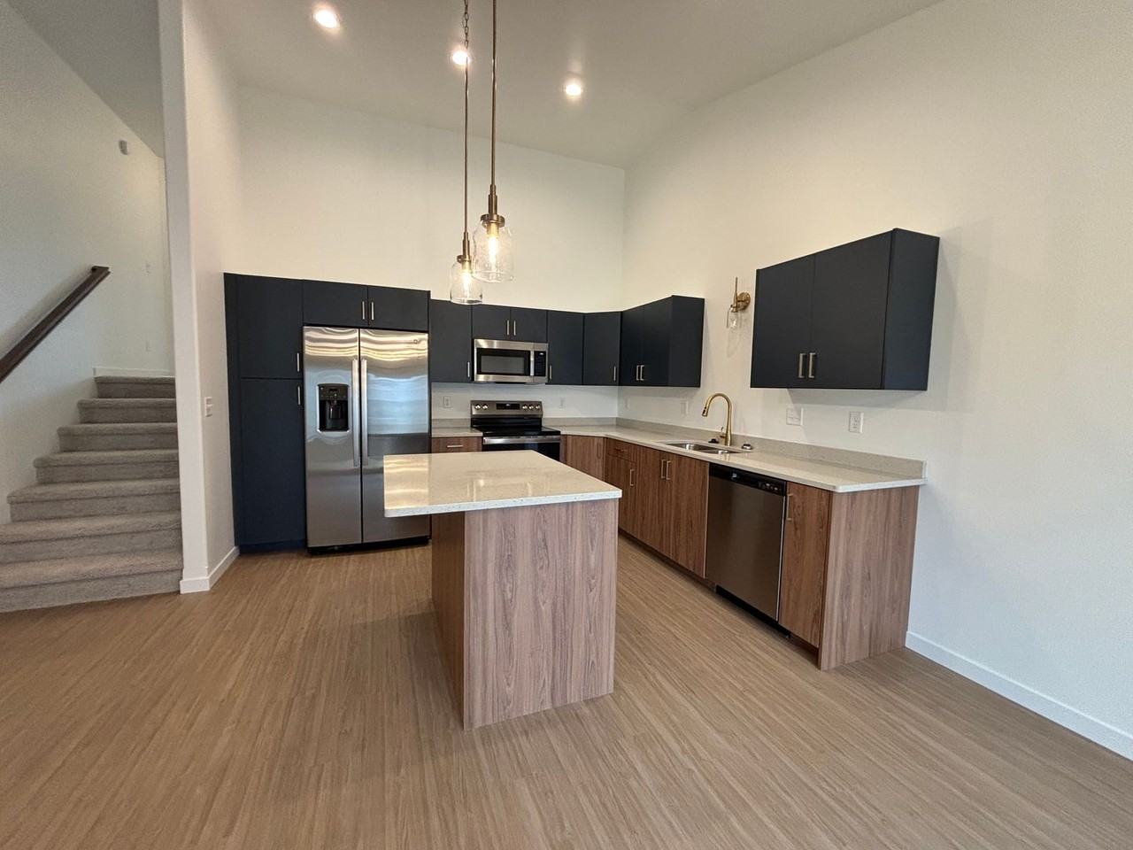 6828 27th St S - Photo 3 of 15