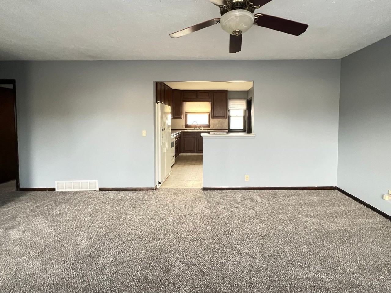 5021 Gertrude St - Photo 4 of 29