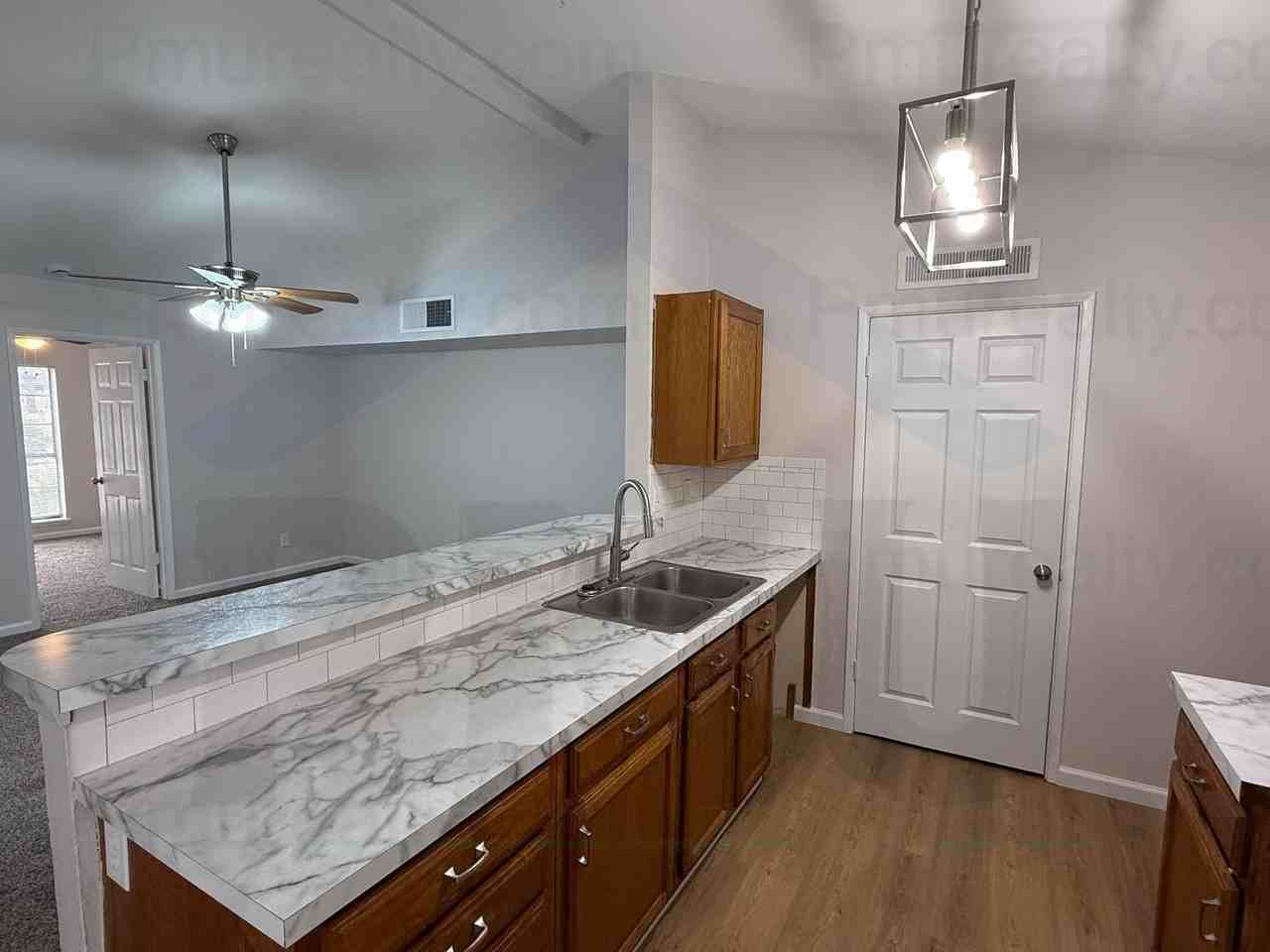 7165 Sorcey Rd - Photo 7 of 10