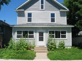 featured image of 419 W Burkitt St
