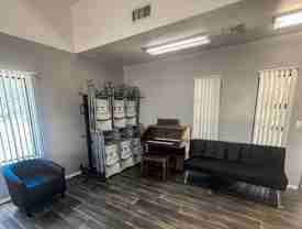 44942 Cedar Ave - Photo 1 of 1