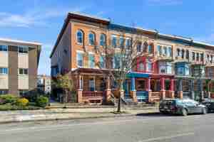 featured image of 2635 Saint Paul St