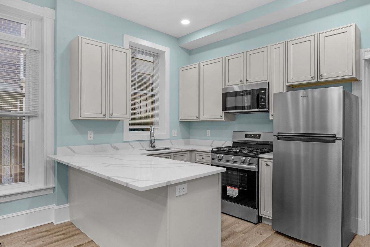 2635 Saint Paul Street - Photo 7 of 42