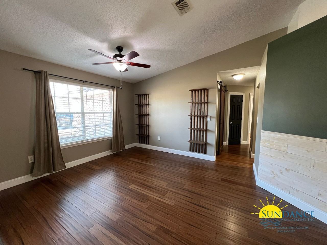 1251 Ego Dr - Photo 4 of 22