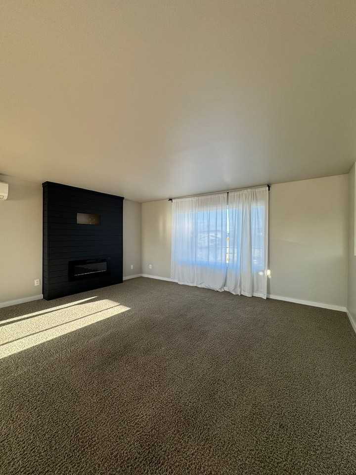 300 E Country Side Ave - Photo 6 of 31