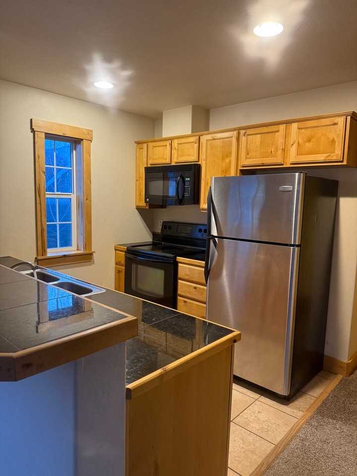 823 Eagles Rest Dr #A - Photo 5 of 10