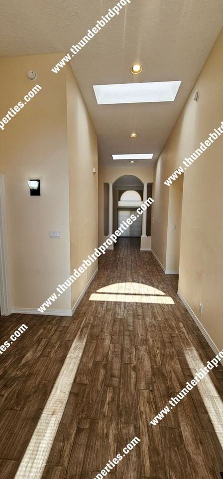 11509 Pine Top Ln Ne - Photo 3 of 23