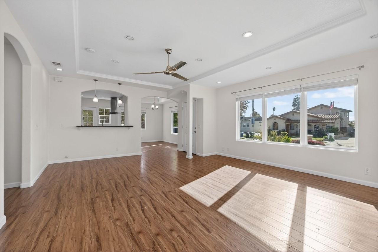 2007 Poli St - Photo 4 of 18