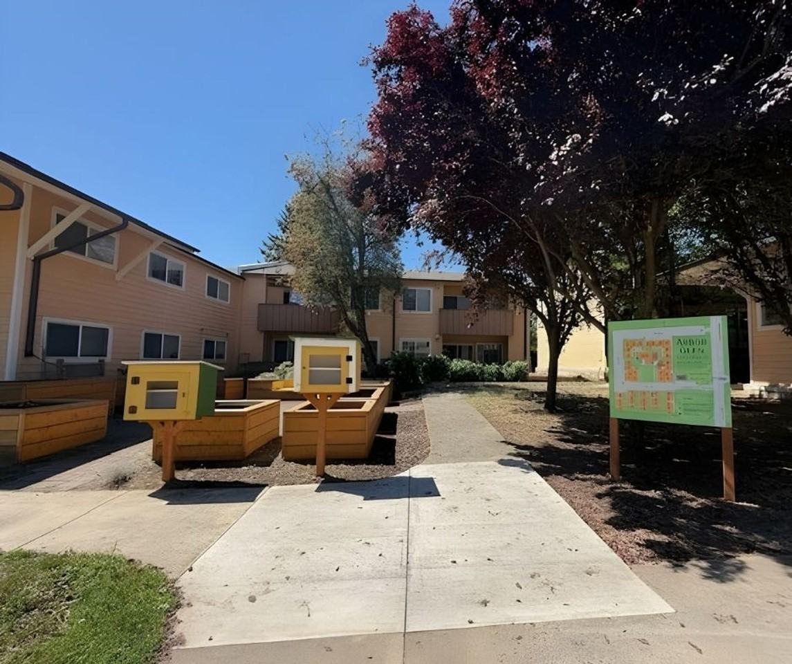 Arbor Glen - Photo 6 of 45