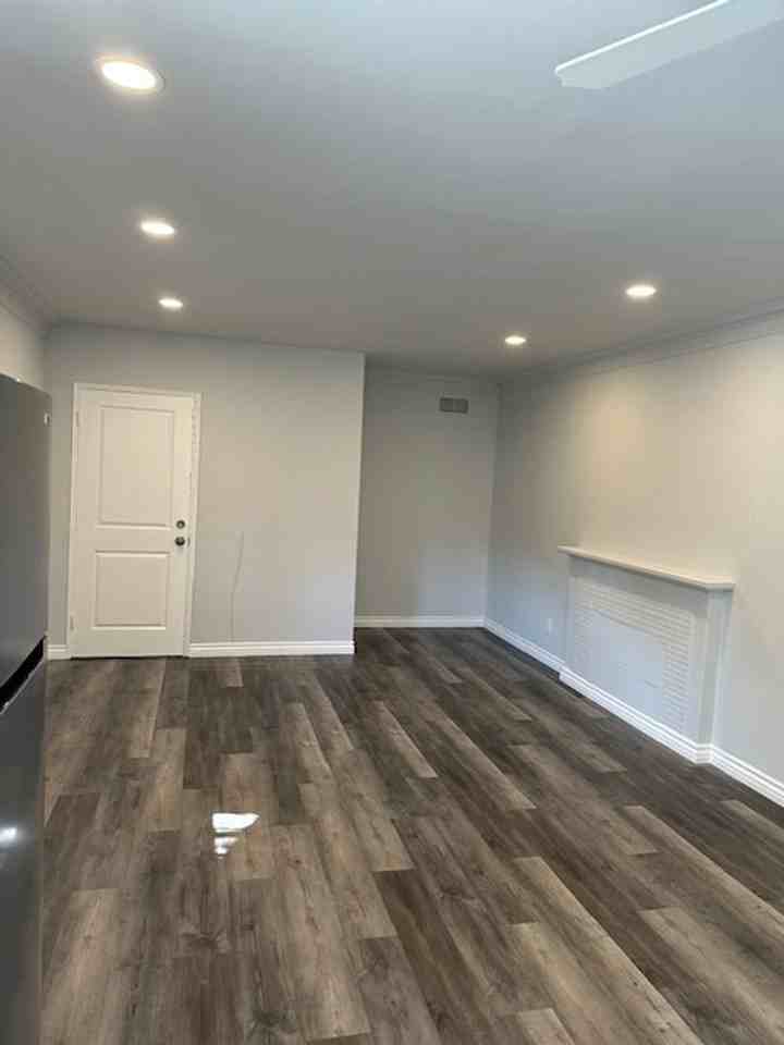 KLUMP6003 - Photo 3 of 23