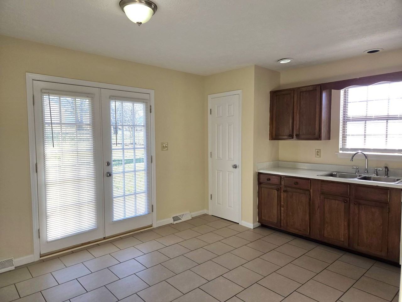 3816 Belleau Wood Dr - Photo 5 of 22