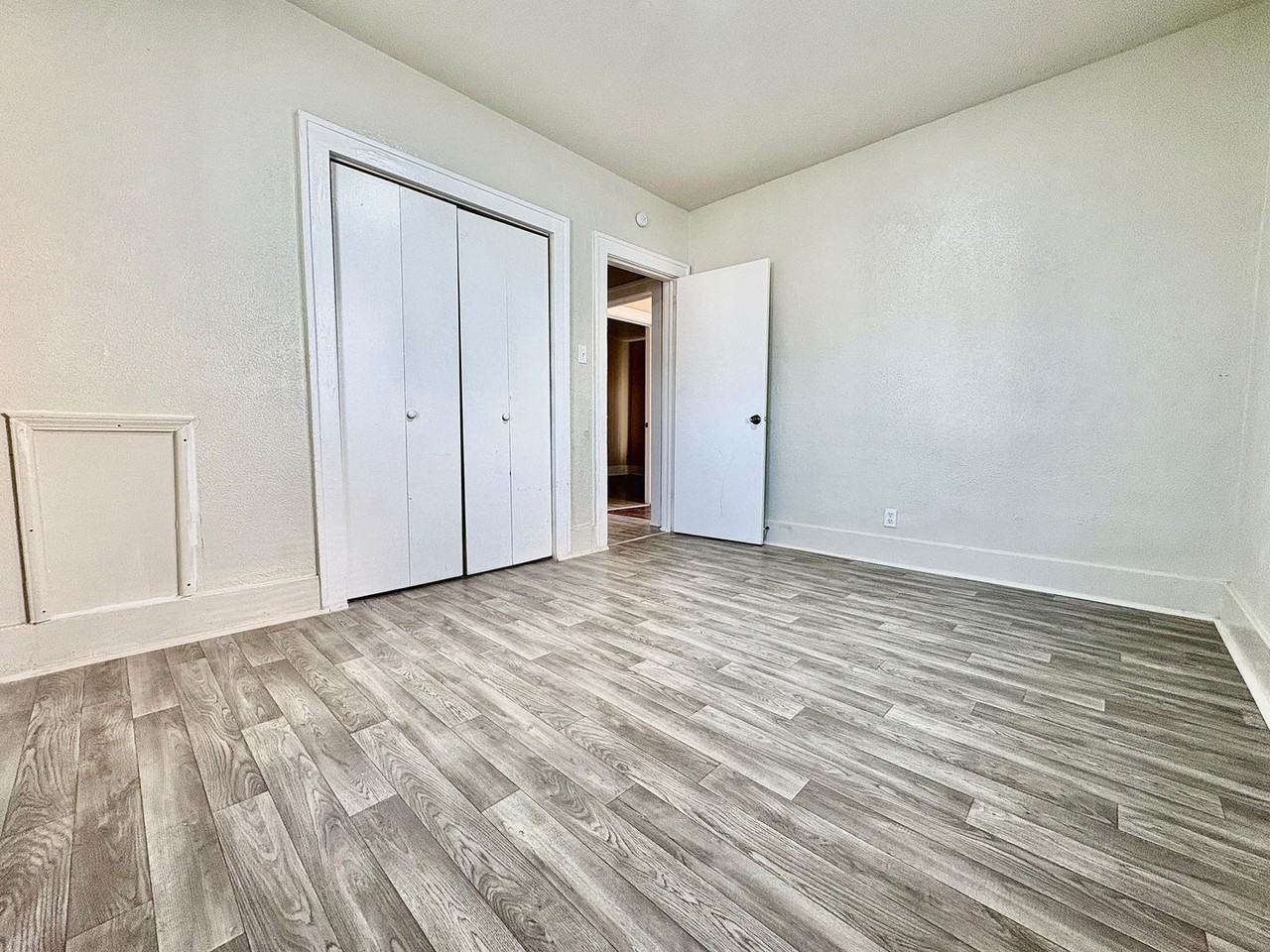 1508 Hermosa Pl - Photo 6 of 13