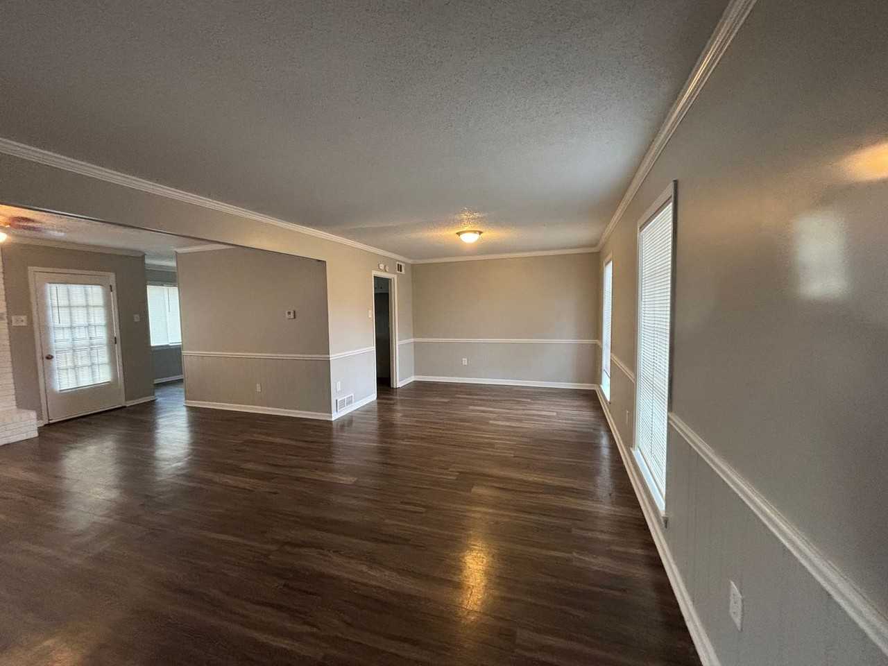 1468 Mullins Station Rd - Photo 5 of 15