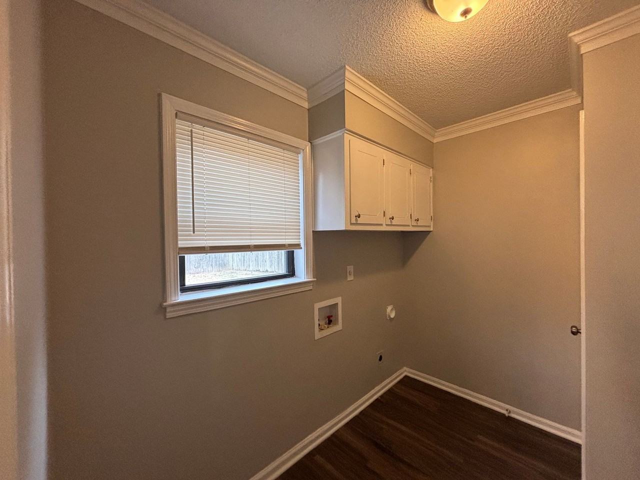 1468 Mullins Station Rd - Photo 6 of 15