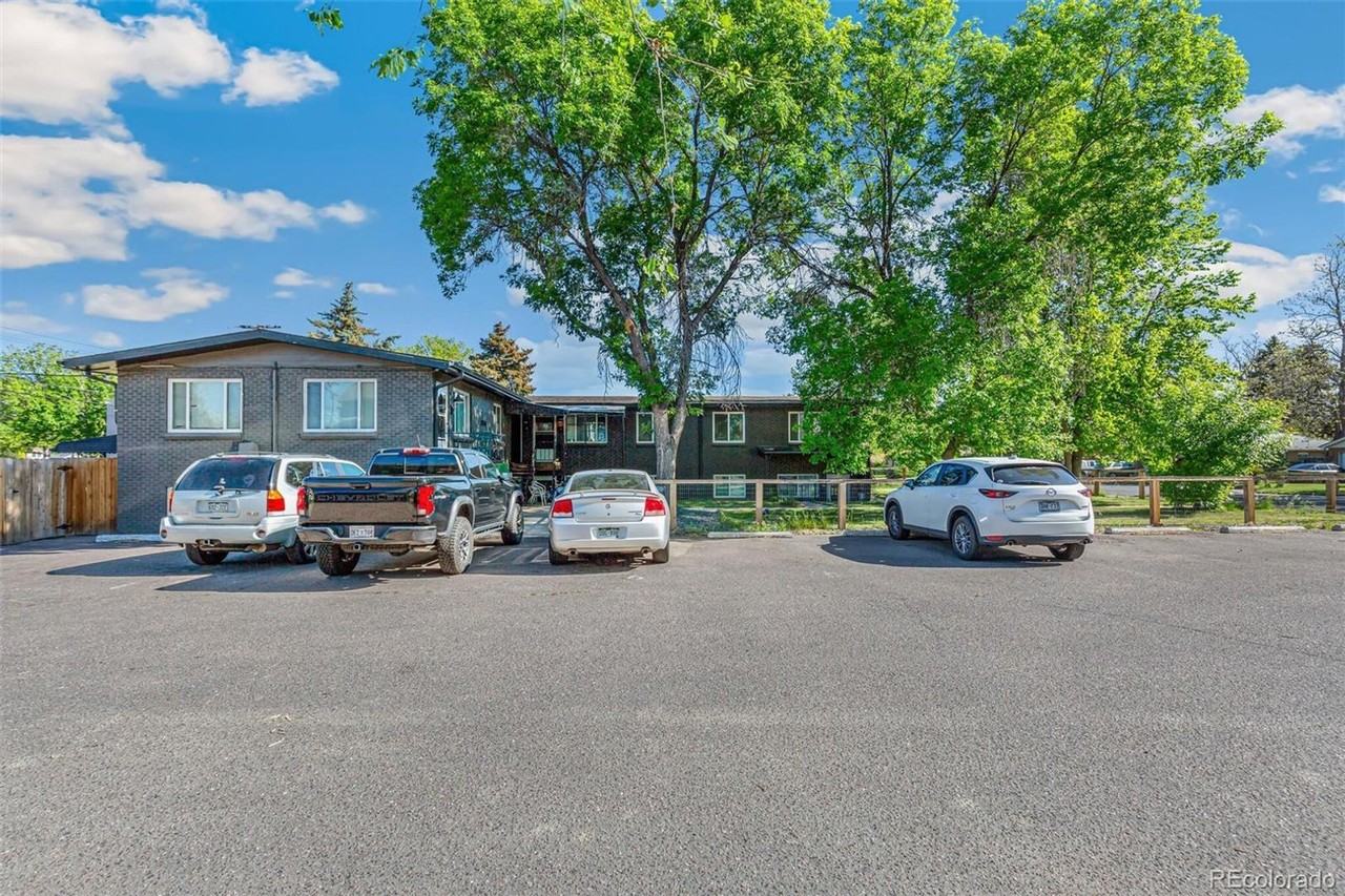 3851 Otis St - Photo 4 of 36