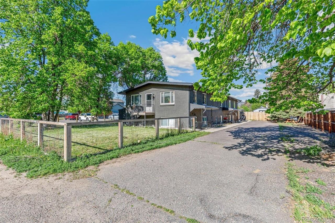 3851 Otis St - Photo 6 of 36