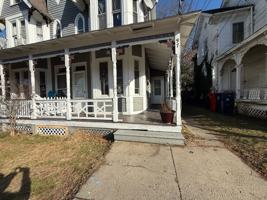 featured image of 97 York St