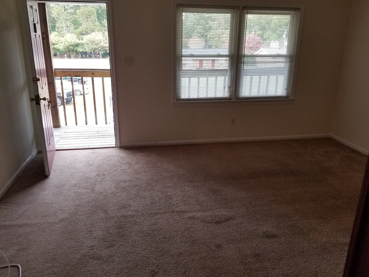 2530 Cedarwood Dr #B11 - Photo 4 of 9