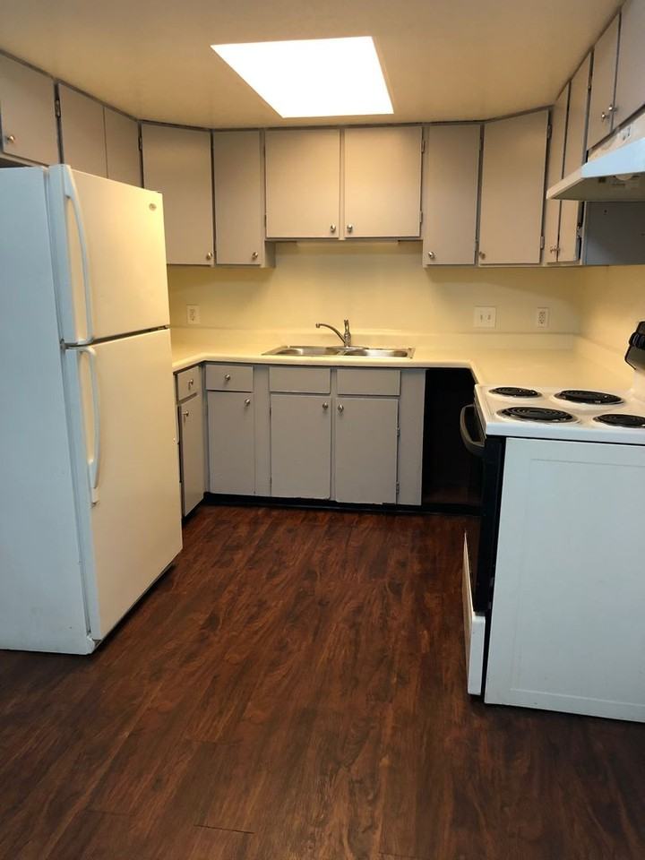 Bragaw Street - Photo 2 of 10