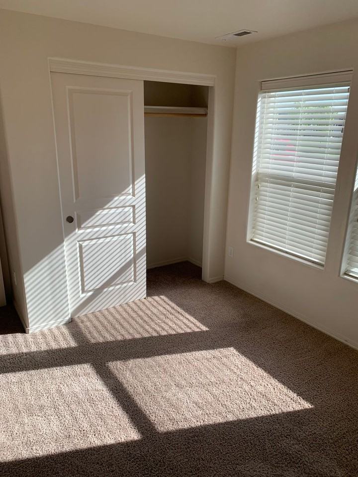 3725 S Windy Ridge Dr - Photo 3 of 16