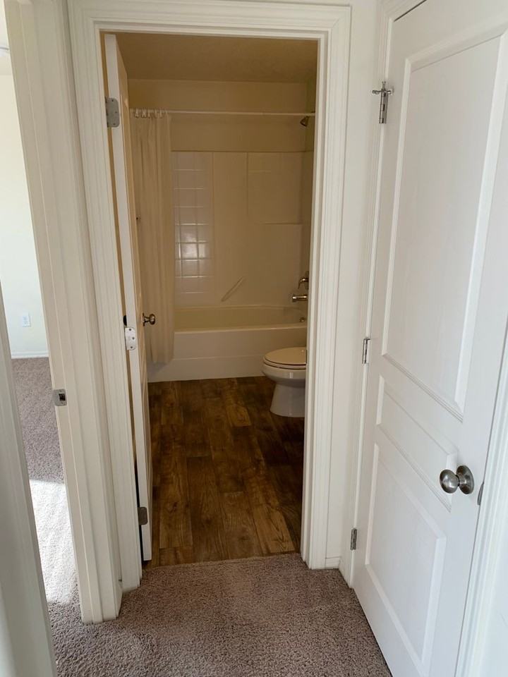 3725 S Windy Ridge Dr - Photo 4 of 16